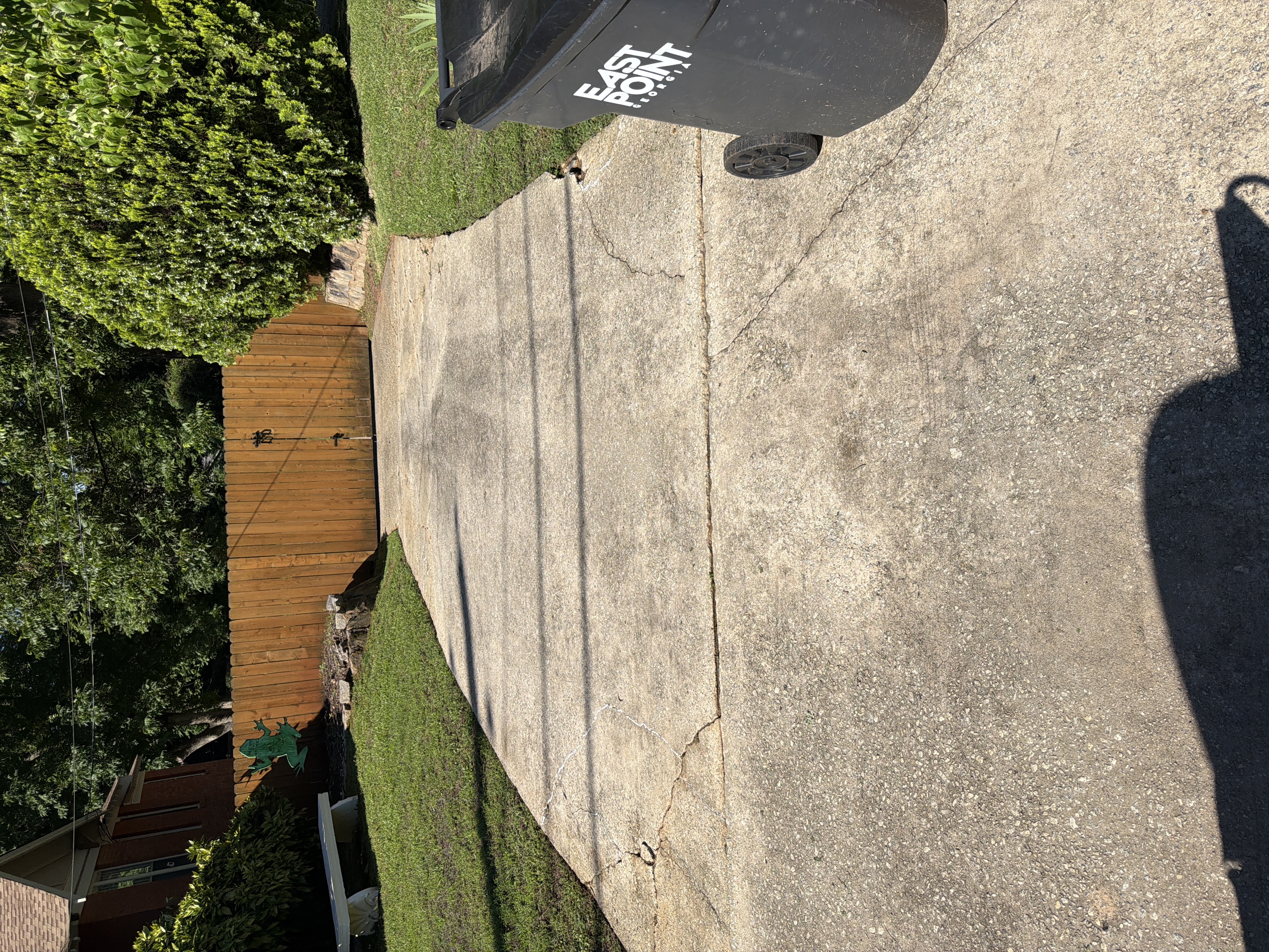 Photo of Driveway cleaning in East Point